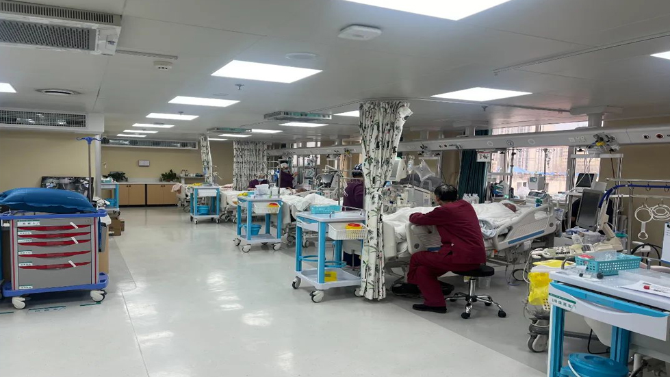 坚守生命防线 点亮生命之光--聚焦第七人民医院重症医学科